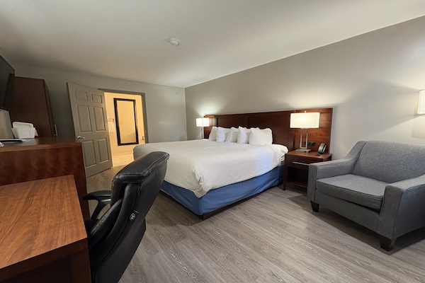 Foto van 3 Queensize bedden | Hampton - Vakantiehuis in Hampton, SC - BedRoom
