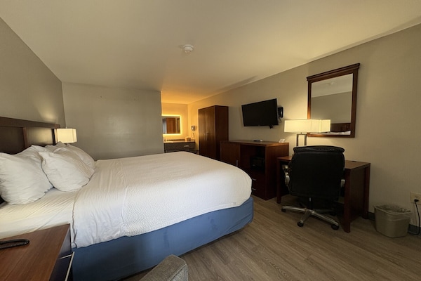 Foto van 3 Queensize bedden | Hampton - Vakantiehuis in Hampton, SC - BedRoom