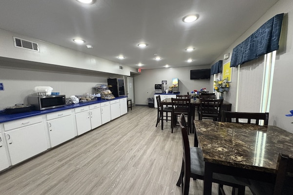 Foto van 3 Queensize bedden | Hampton - Vakantiehuis in Hampton, SC - FloorPlan