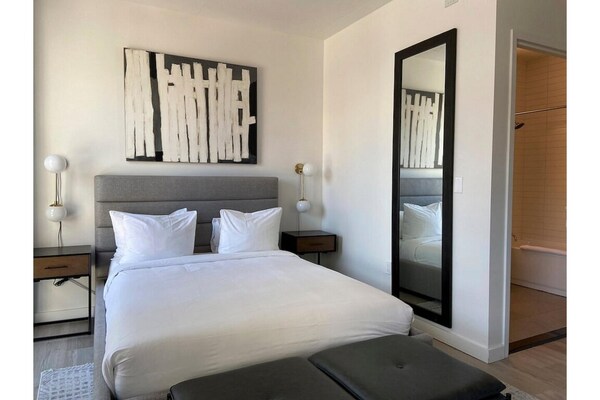 Foto van Luxe appartement met 2 slaapkamers | Court Square - Vakantiehuis in New York City - BedRoom