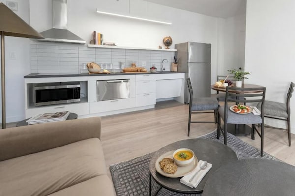 Foto van Luxe appartement met 2 slaapkamers | Court Square - Vakantiehuis in New York City - Kitchen
