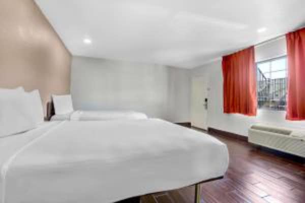 Foto van 3 tweepersoonsbedden | Rookvrij - Vakantiehuis in Ukiah - BedRoom